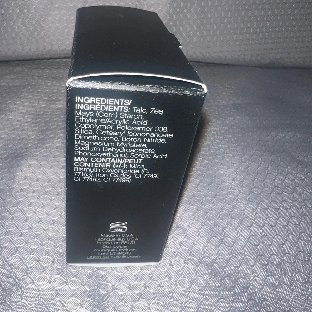 Younique Touch Behold Setting Powder - Classic Black and Cream NIB